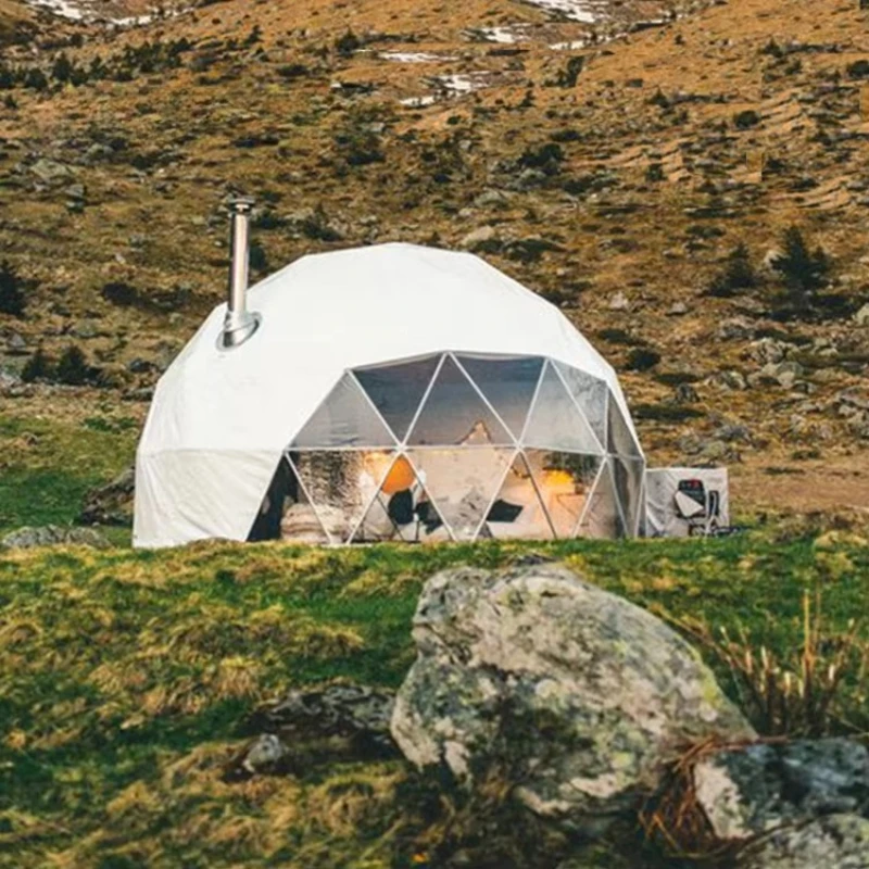 Waterproof PVC Geodome Luxury Camping Starlight Tent for Farmhouse Hotel Backyard Renovations Rural Eco Sightseeing Resorts