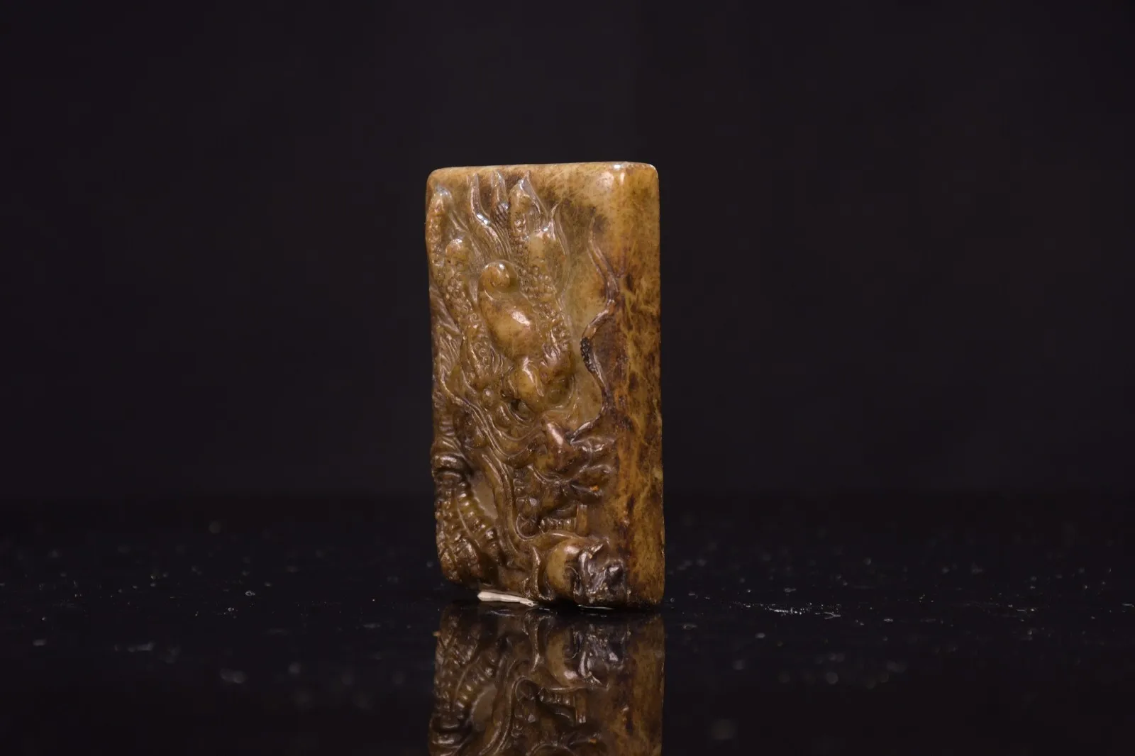 2.2'' Old Dynasty Natural Hetian Jade Carve Dragon beast Yubi Yu Bi