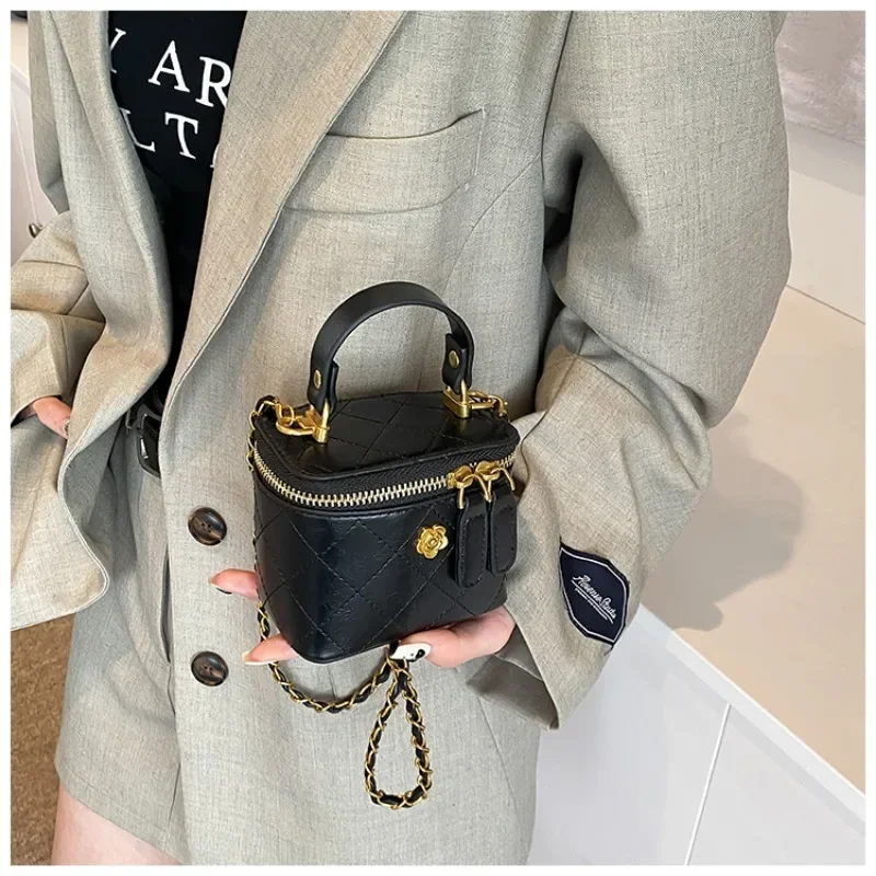 Mini Square Chains Handbag Thread Crossbody Bags Designer Box Bag with Short Handle Ladies High Quality Luxury Top-handle Bag