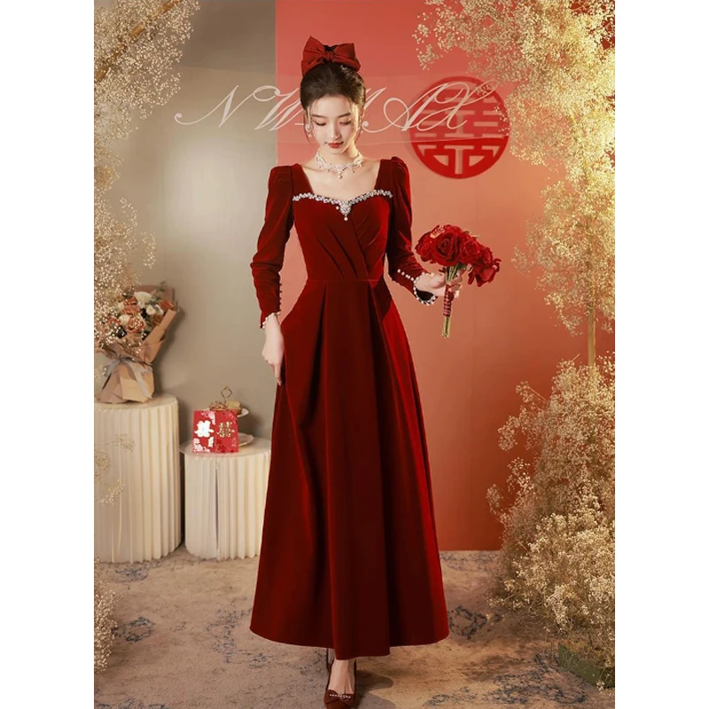 Robe de mariée longue à manches longues pour femmes, col carré perlé, vin rouge, fiançailles, Rh, robes de soirée, printemps, nouveau, 2024