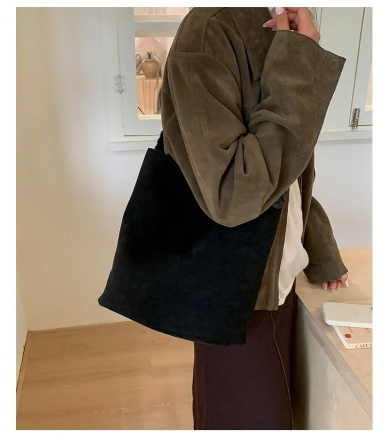 Mehrfarbige Wildleder-Schultertasche mit Verstellbarem Riemen, Lässiger Stil für Tägliches Einkaufen, Verabredungen, Pendeln und Kurzreisen – Detail 20