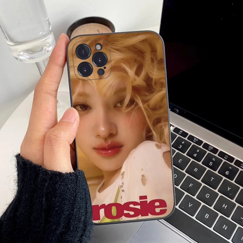 حافظة هاتف KPOP Rosie APT من السيليكون الناعم لهاتف آيفون 16 15 14 13 12 11 Pro Mini XS MAX Plus X