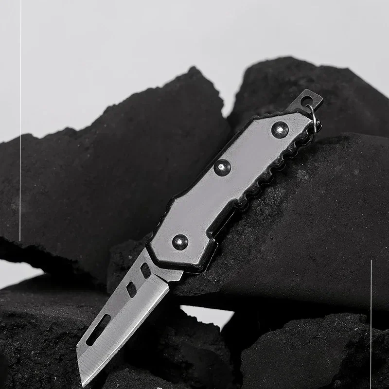 Outdoor Stainless Steel Folding Knife, Camping Self-Defense, Keychain, High Hardness Self-Defense Utility Knife