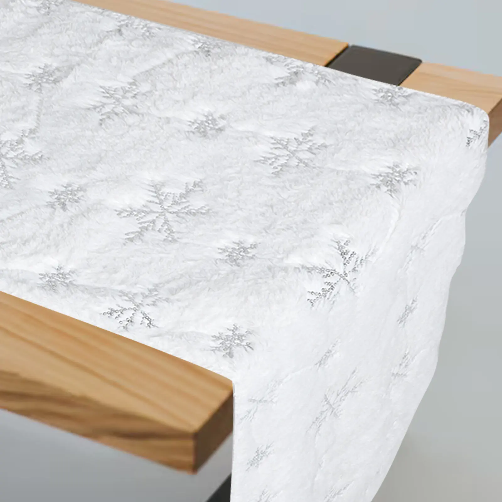 Snowflake Table Runner White Sequin Design Holiday Dining Table Decoration Christmas Winter Elegant Party Decor