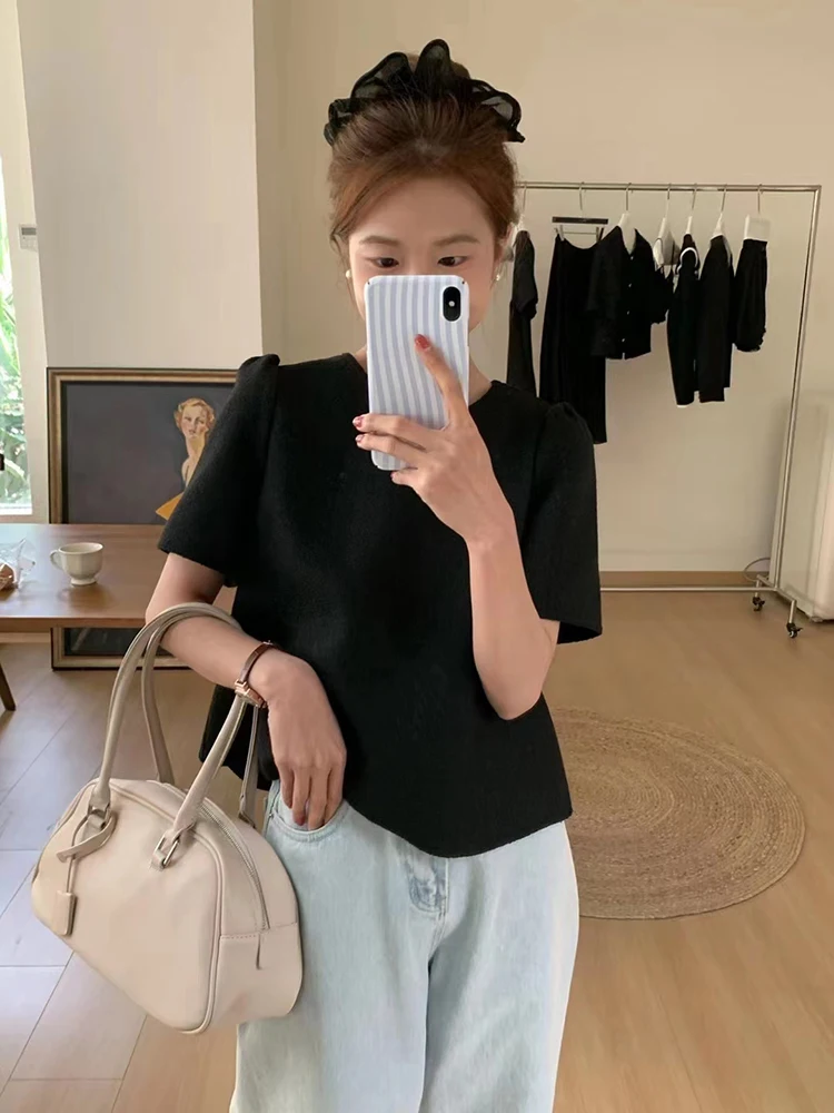 

Dongda Gate round Ne ort Sve Women's irt 2023 New Gentle Design Sensation Small Fraance Sle Korean Version