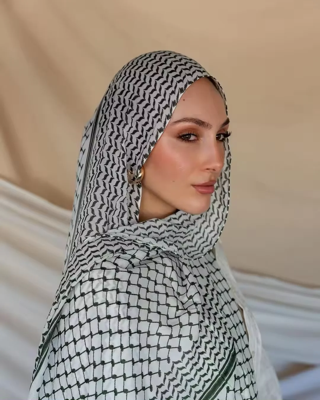 Keffiyeh Print Chiffon für muslimische Damen Hijab Keffiyeh Palästina hochwertige Hijab Palästina Schal 185x70cm