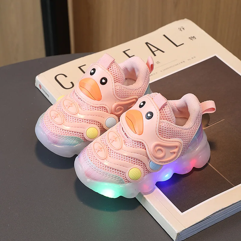 Zapatillas scarpe per bambini scarpe Casual per bambini 2023 primavera scarpe da passeggio per bambini scarpe sportive per ragazze con suola morbida