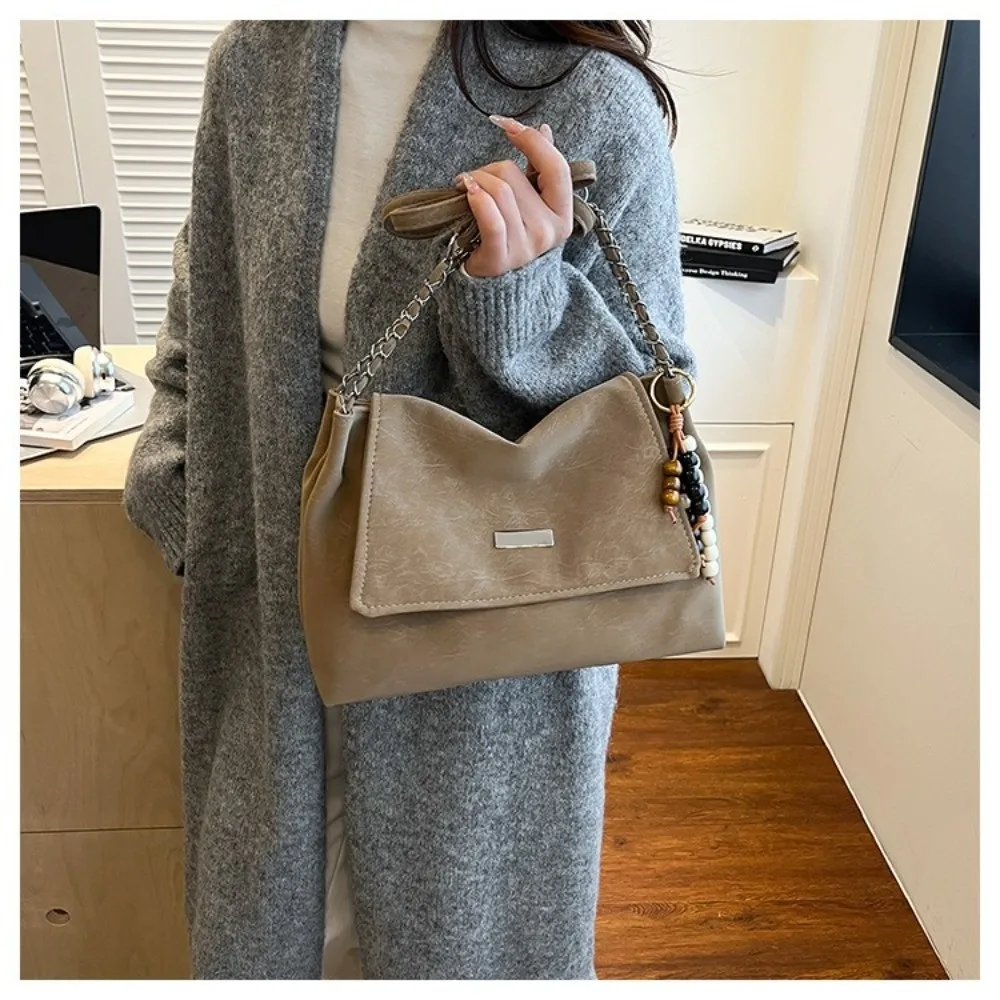 Vintage Ketten-Schultertasche aus Leder mit Großer Kapazität Crossbody-Tasche Tragetasche für Reisen – Detail 6
