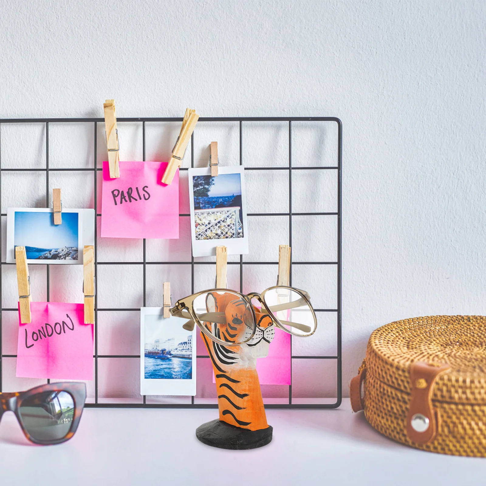 

Wooden Glasses Display Stand Reading Organizer for Desk Holders Creative Animal