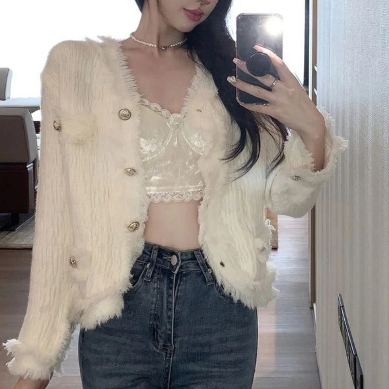 سترة جديدة للخريف والشتاء معطرة صغيرة مهدب للنساء كسول على شكل حرف v محبوكة بلون سادة سترة علوية ضيقة