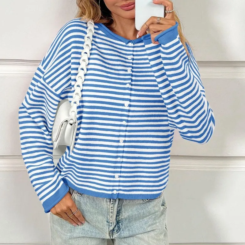 2025 Autumn and Winter New Women's Striped Contrasting Sweater Long Sleeved Casual Cardigan