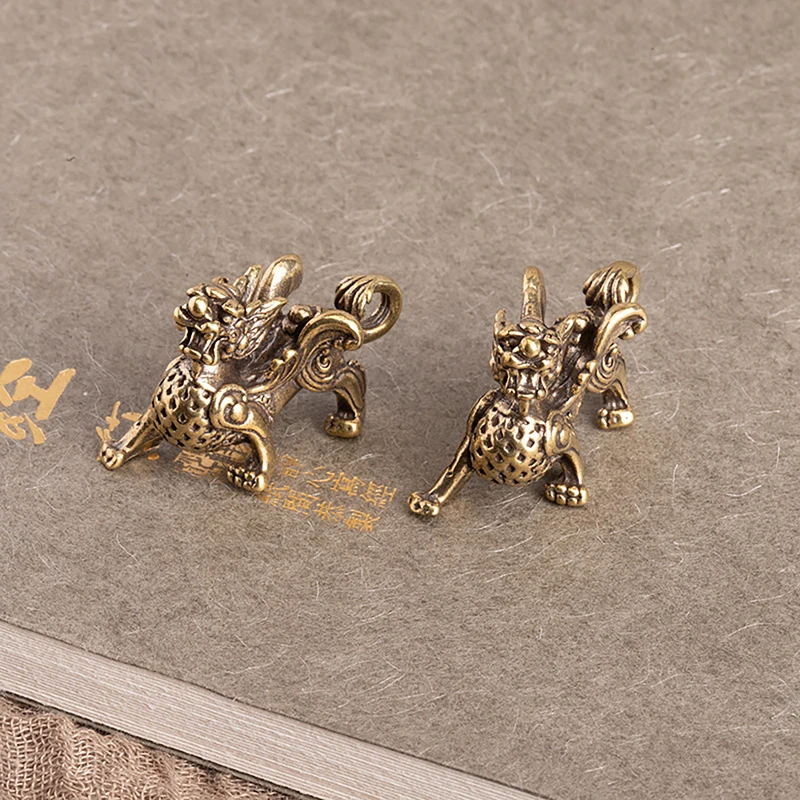1 szt. Figurka figurka bogactwo mosiężny wystrój dobrobyt chiński styl ozdoba Qilin smok szczęście zwierzę Fengshui Vintage
