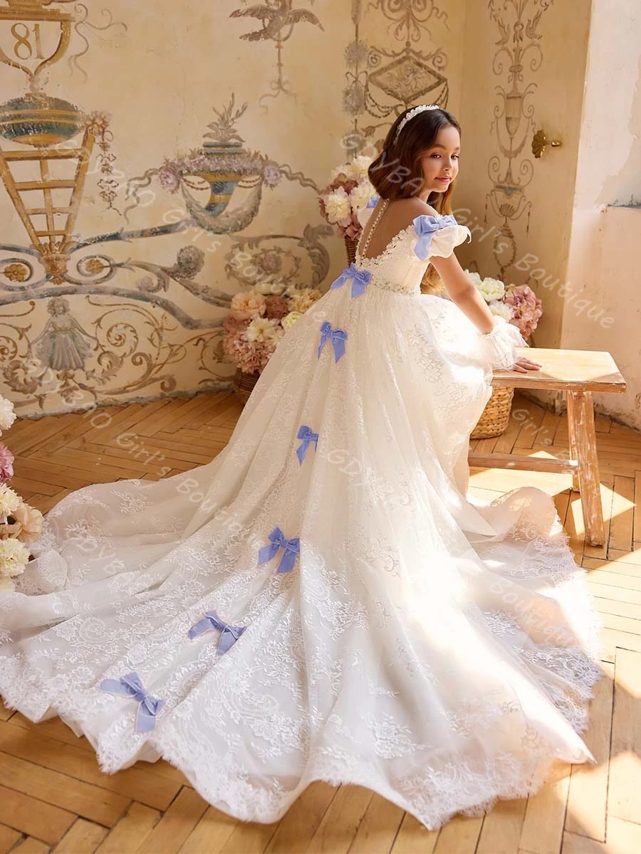 Ivoorkleurige kanten trouwjurk voor bloemenmeisjes Doorzichtige nekborstel Trein Optocht Communiejurk met strik Aangepaste feestjurk voor kinderen