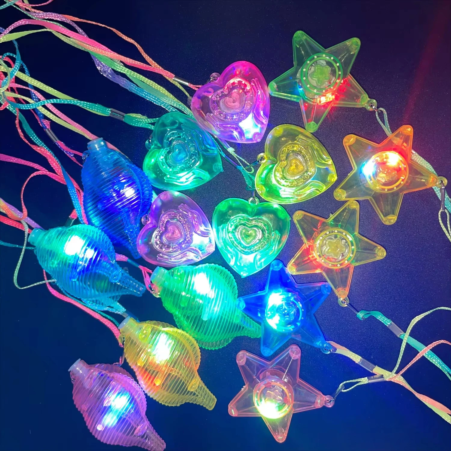10/20/30/50 Pcs Star Heart LED Light Up Necklace Pendants Flashing Glow Luminous Necklace Girls Led Flashing Necklace Party view 2