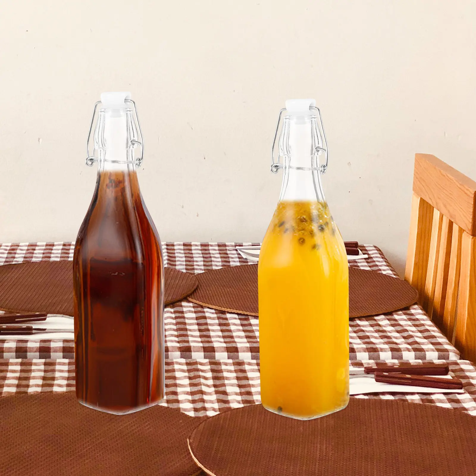 2Pcs Glass Flipping Buckle Sauce Bottles Sealed Oil Vinegar Juice Bottle for Kitchen Cooking Barbecue Baking Storage Container
