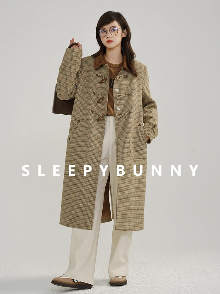 

Elegant Woolen Houndstooth Coat Women British Style Winter Overcoat Contrast Lapel Toggle Button Long Jacket Office Daily Wear
