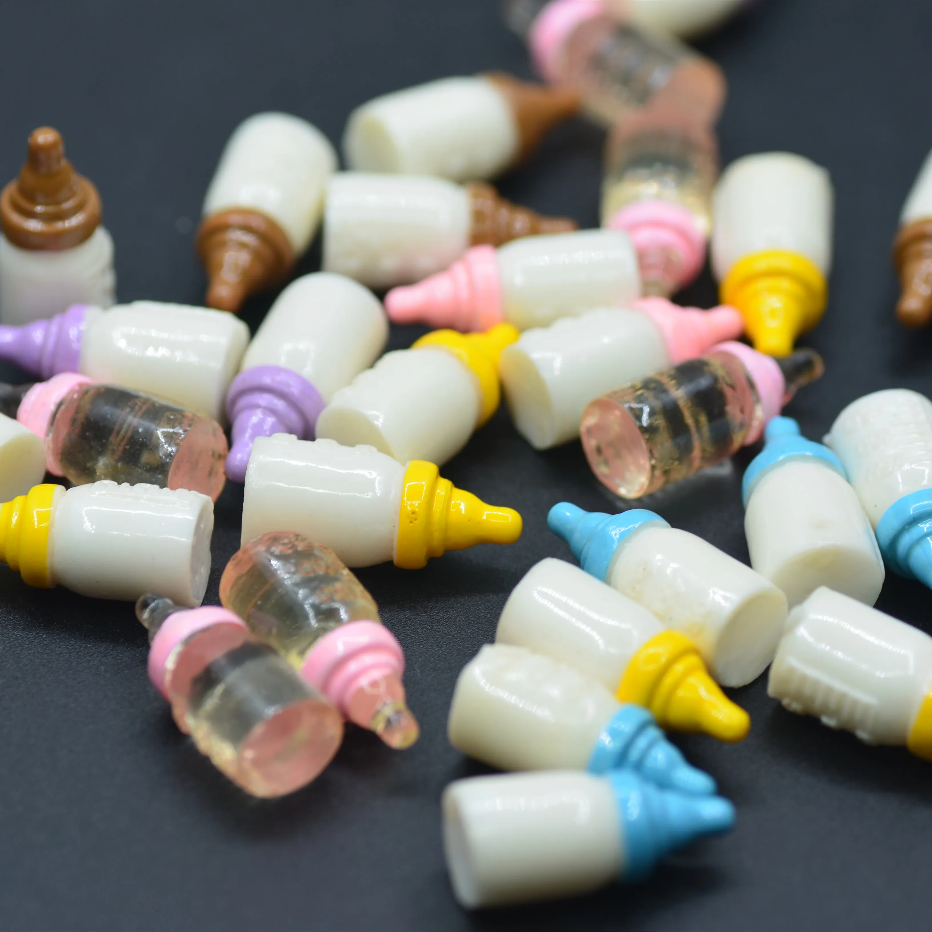 Resin Dollhouse Feeding Bottle Miniatures DIY Crafts Supplies Baby Shower Party Decorations Scarpbook Emebellishment Materials