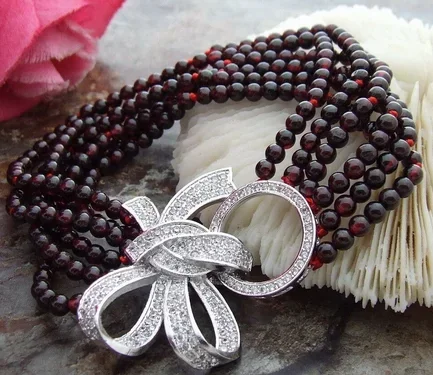 

6 Strands Natural 4mm Round Garnet Bracelet 8''