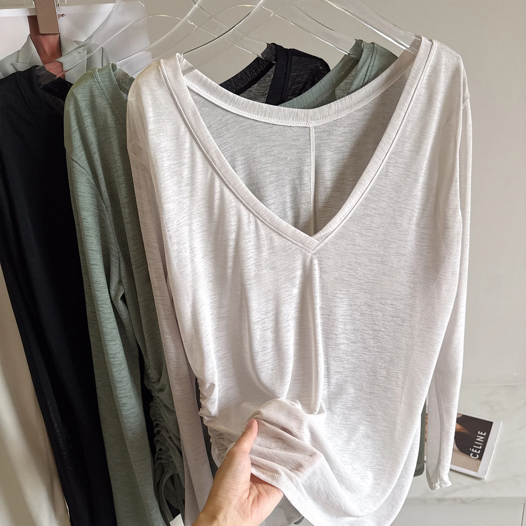 

Loose Long Sve V-Ne Pilates T-irt Women's Side Gathered Fitn Clothing Cover up Slimming Spor Sle Polyester