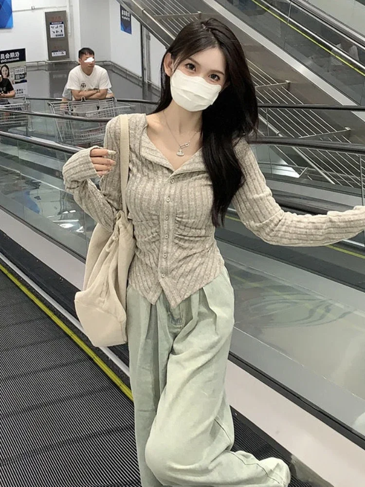 سترة نسائية بياقة مقلوبة بسيطة ريترو مريحة بأكمام طويلة حياكة هاراجوكو Ins ملابس كورية محاصيل أنيقة للخريف الأنثوي #4