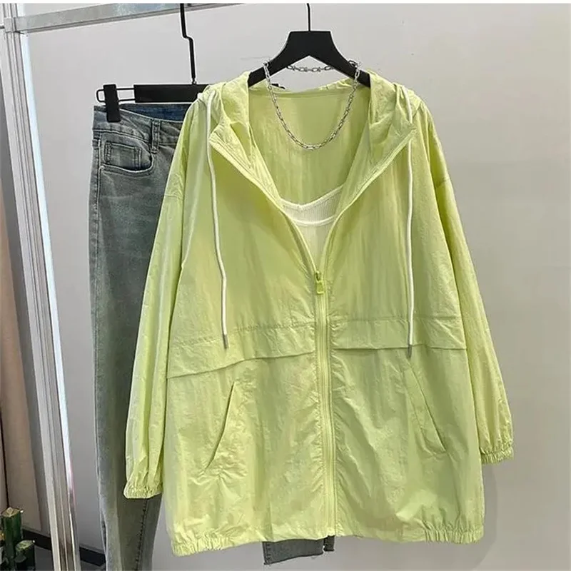 صيف جديد موضة سترة نسائية الشاطئ رقيقة واقية من الشمس UV حماية معطف 2025 أنثى طويلة الأكمام جاكت مزود بغطاء للرأس ملابس خارجية