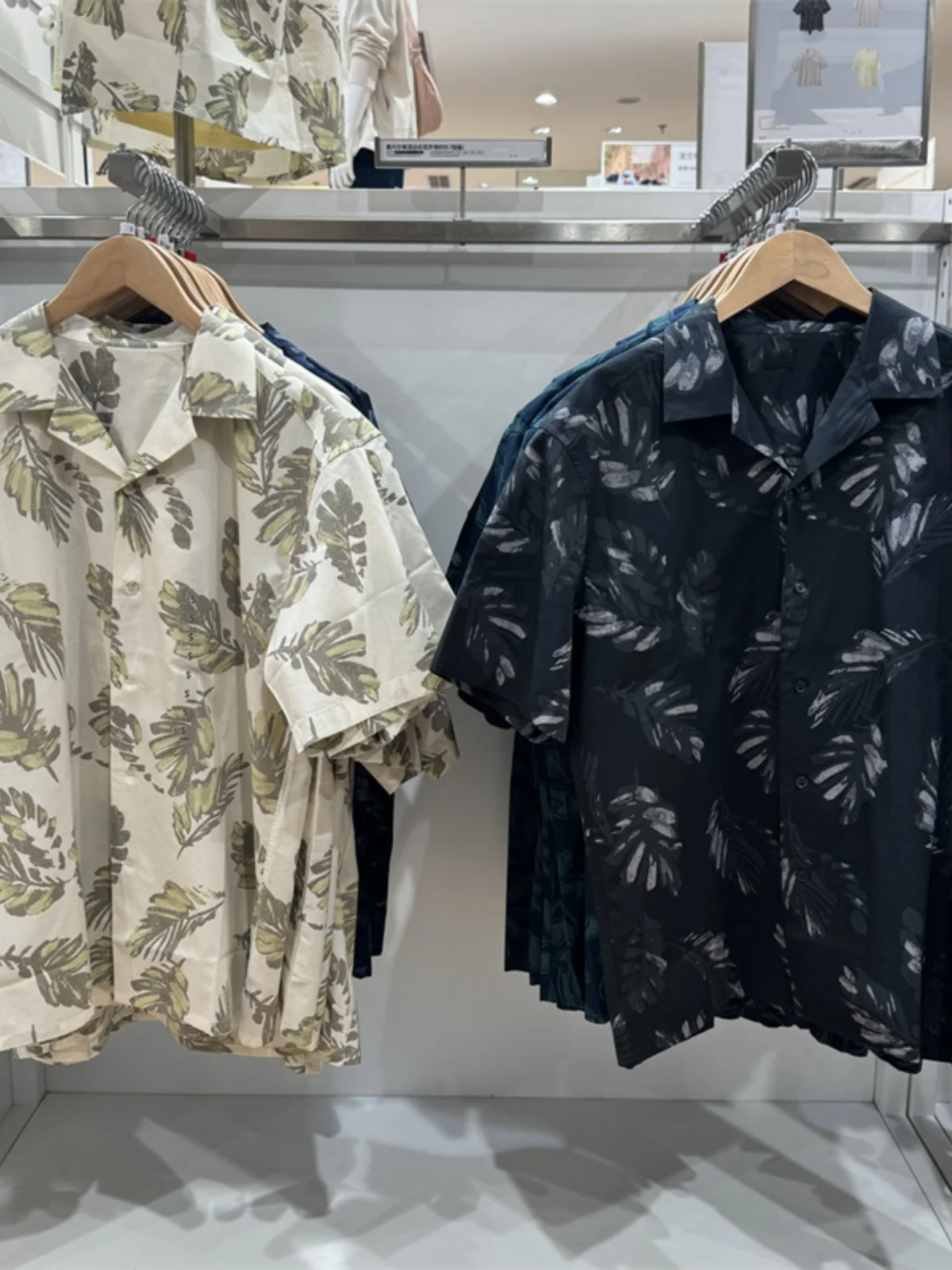 

Summer New Men's Modal Cotton Blend Printed Collar ort Sve irt Outerwear Breathable Loose Fit Youth Floral Pattern