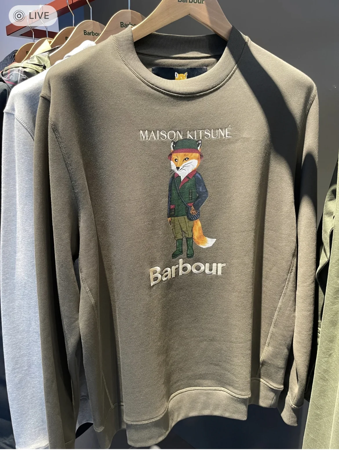 Barbour X Maison Little Fox co-branded velvet sweatshirt for men and women