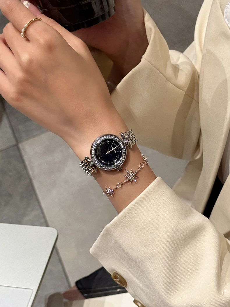 Relojes de cuarzo elegantes de lujo para mujer, reloj de pulsera con esfera de diamante de alta calidad para mujer, pulsera de acero inoxidable a la moda