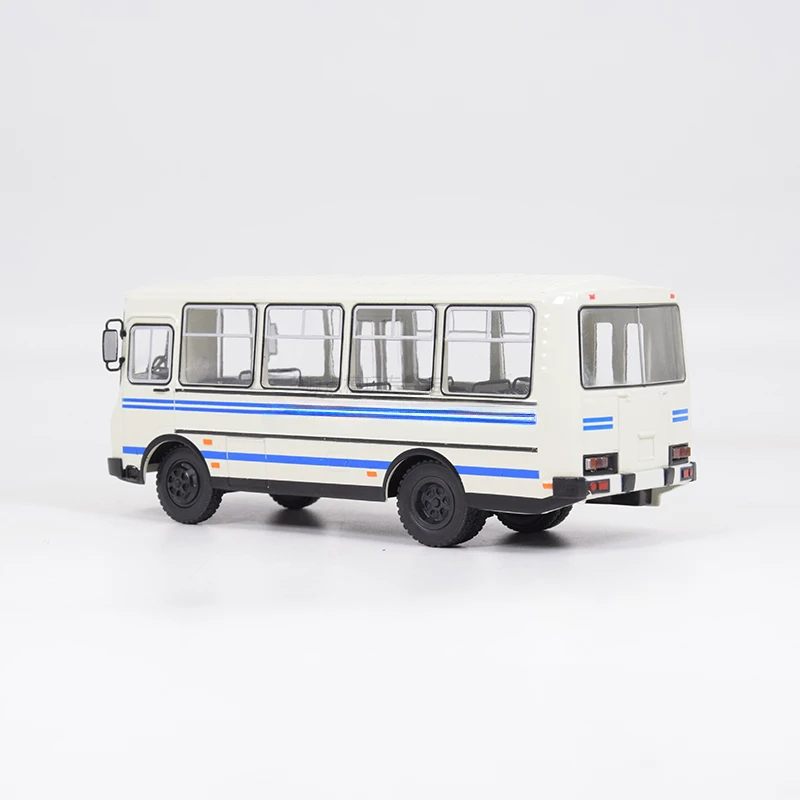 1/43 Bus Model Russian Modern Small High-rise Bus PAZ-32051 Simulation Alloy Body JAVN043 Bus Model Collection Gift