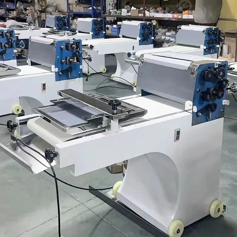 Automatic Industrial Bread Moulder, Custom Bakery Dough Shaping Machine for Croissant Making and Commercial Baking