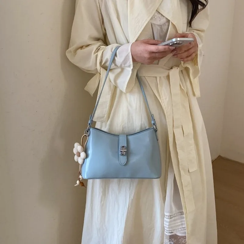 Fashionable Letter Logo Leather Diaper Bag Ladies Elegant Shoulder Purse Minimalist Solid Color For Shopping Party Commuter