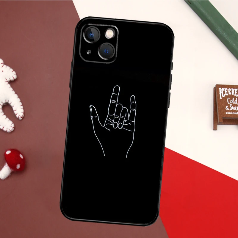 Rock Roll Skull Phone Case For iPhone 16 15 14 11 12 Mini 13 Pro Max X XR XS Max Plus Soft Cover Shell