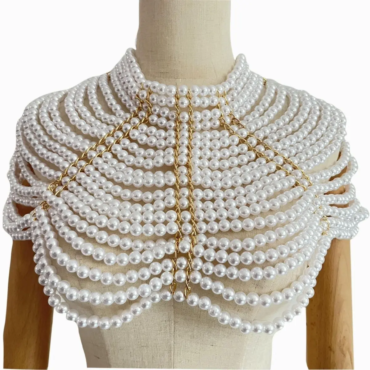 

Fashion European and American Pearl Accessories Dress Luxury Shawl Christmas Gift