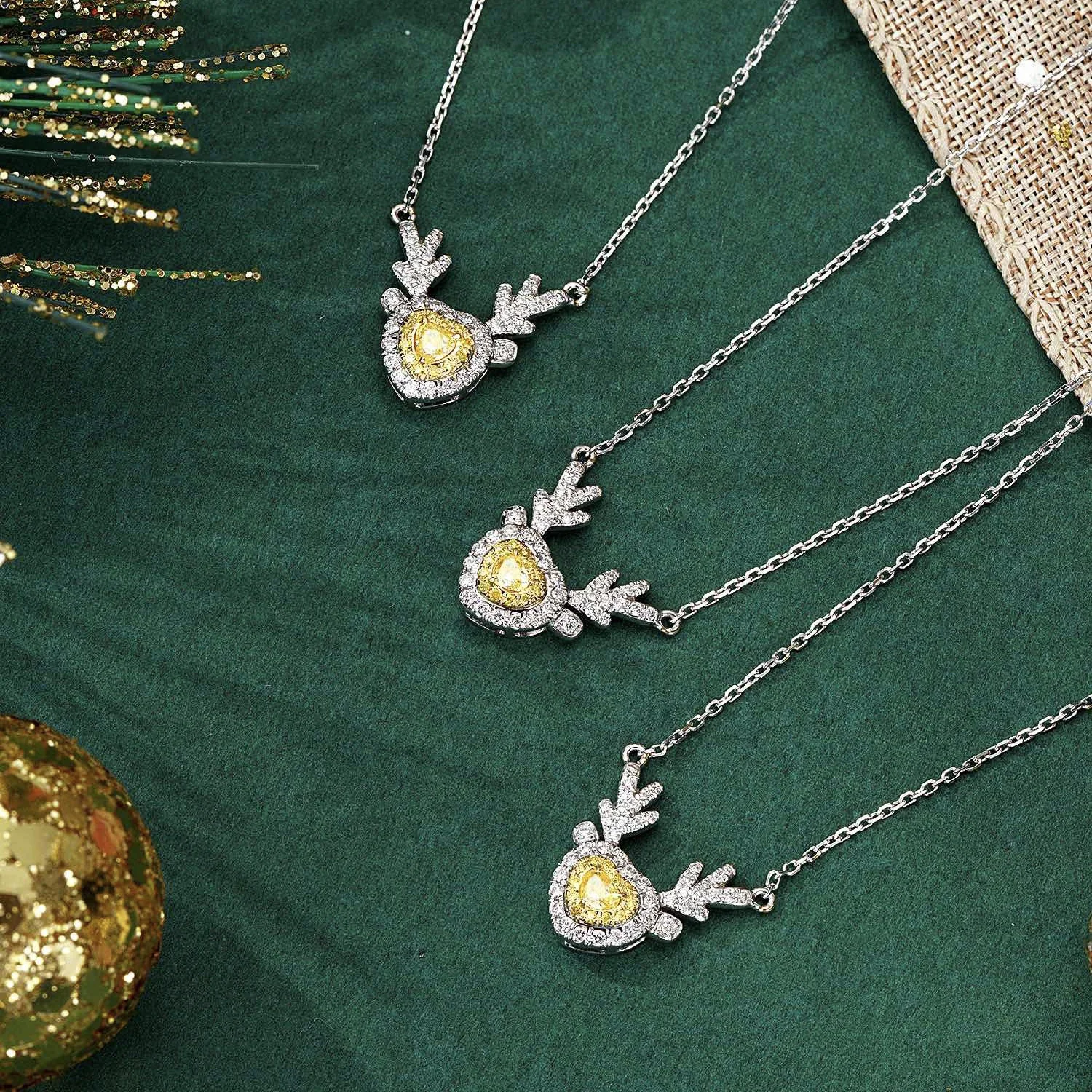 

New Product Solid 18K Gold Necklace Real Yellow Diamond Necklace Christmas Elk Necklace Custom Jewelry for Christmas Gift