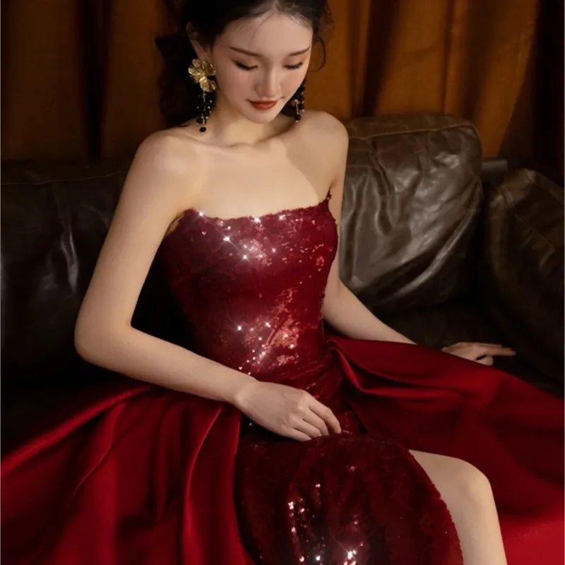 High Quality |Toasting dress Strapless Burgundy sequin host banquet train