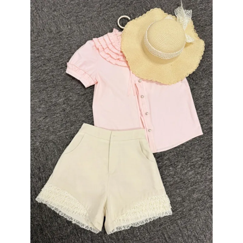 Korean Early Autumn Temperament Lace Pleated Round Neck Short Sleeved Top Fashion Apricot Lace Shorts Casual 2-piece Set 트위드 투피스