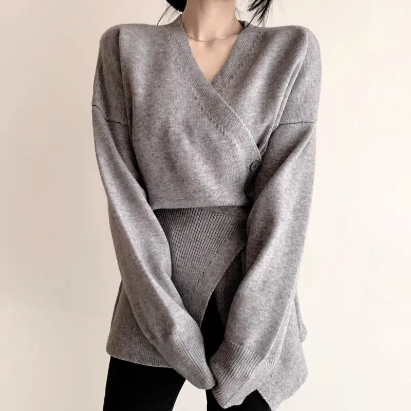 V-Neck Irregular Cardigan Sweater, Women\'S Winter Design Sense, Fashionable Interior, Waist Cinching Knit Sweater