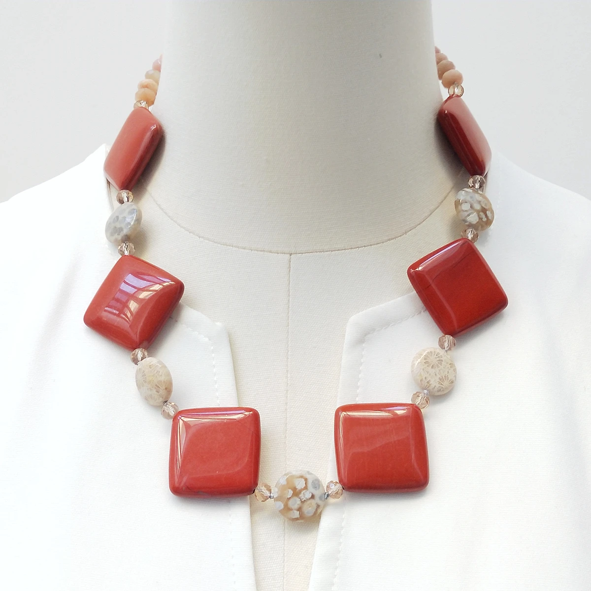 

Lii Ji Real Stone Women Necklace 55cm Red Jasper Coral stone Sunstone Crystal Choker Necklace