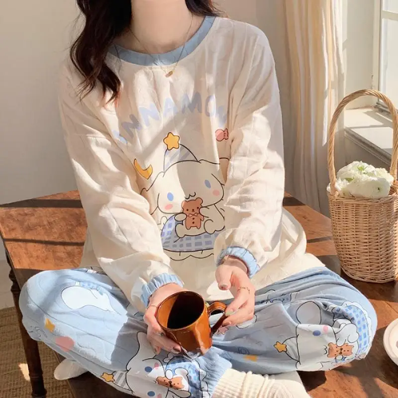 

Милая Пижама Sanrioed с героями мультфильмов, Kuromi, Аниме пижамы в стиле Cinnamoroll, весенне-осенняя Милая Домашняя одежда с принтом, одежда для сна, костюм, подарок для девушки