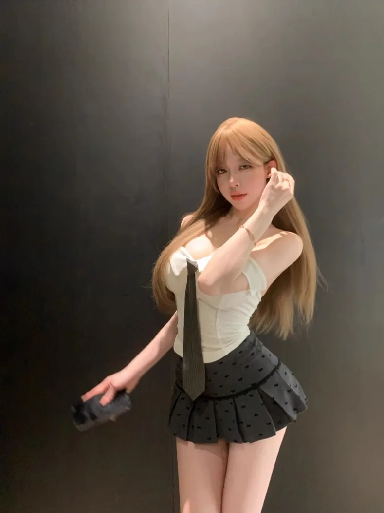 الأبيض خارج الكتف المحاصيل الأعلى المرأة الصيف مثير الزي ort Sve أنبوب تي شيرت القطن البوليستر مزيج Faionable الشارع الشهير