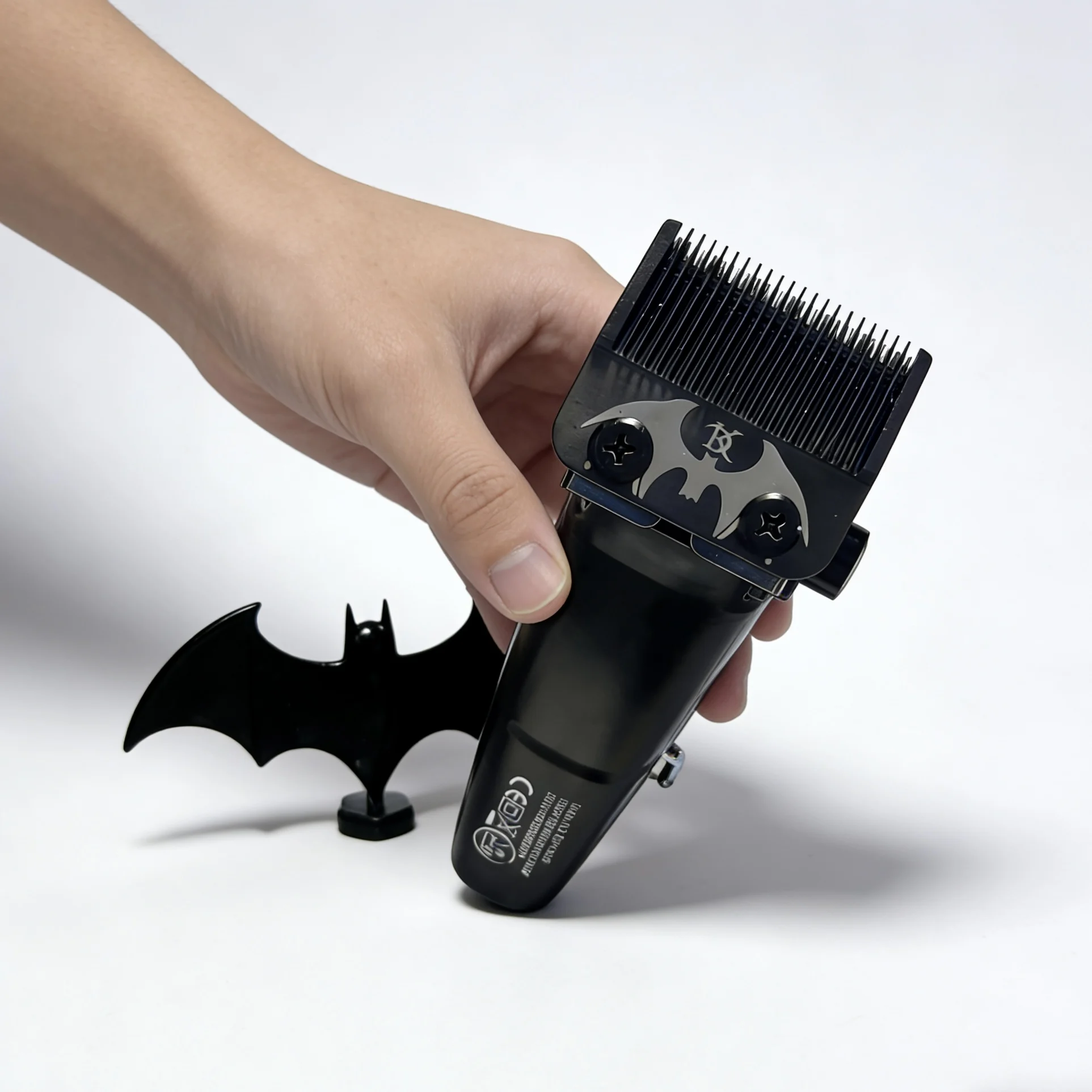 Cuchillas de eco DK Dark Night para Madeshow KM SC Gamma JRL KM VGR MRD Professional son común a todas las máquinas de cortar el cabello profesionales