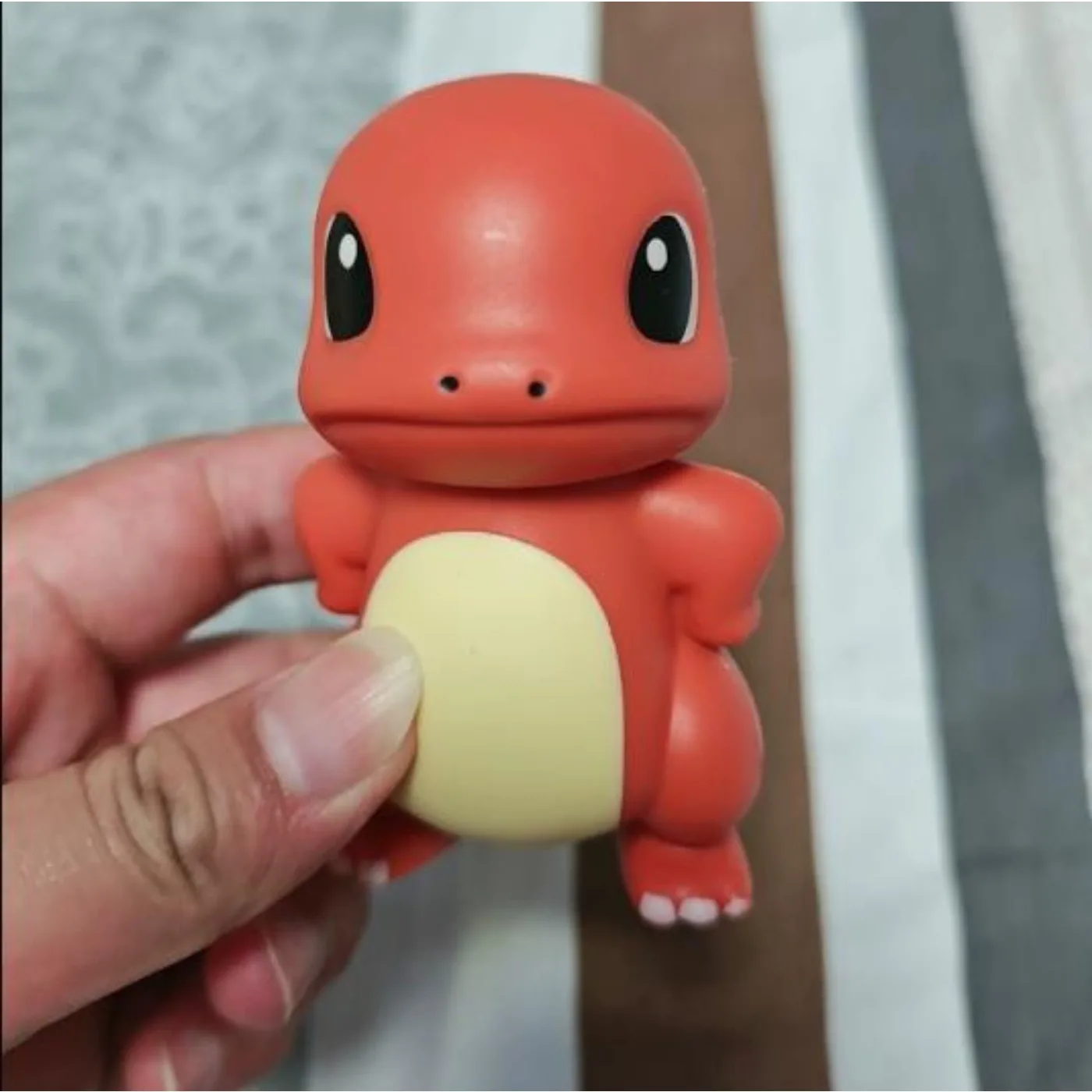 9cm Pokémon Charmander Popular Car Ornament Trunk Rear Hanging Car Roof Decoration Creative Figurine Action Figures view 2