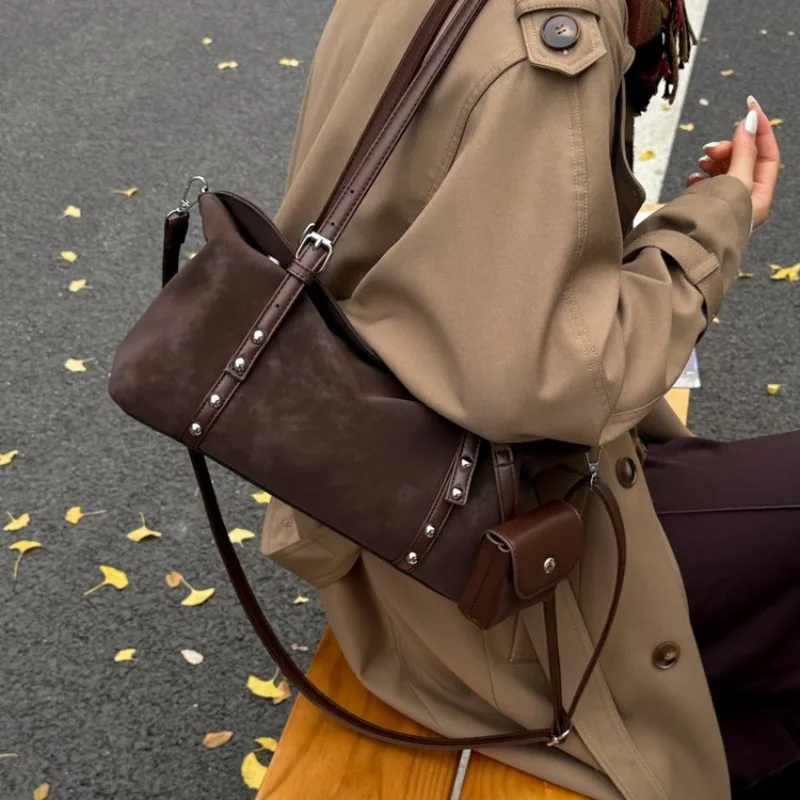

Women's Everyday Style Multi-color Suede & Leather Shoulder Bag with Mini Pouch , Travel, Daily Commute & Casual Street Style