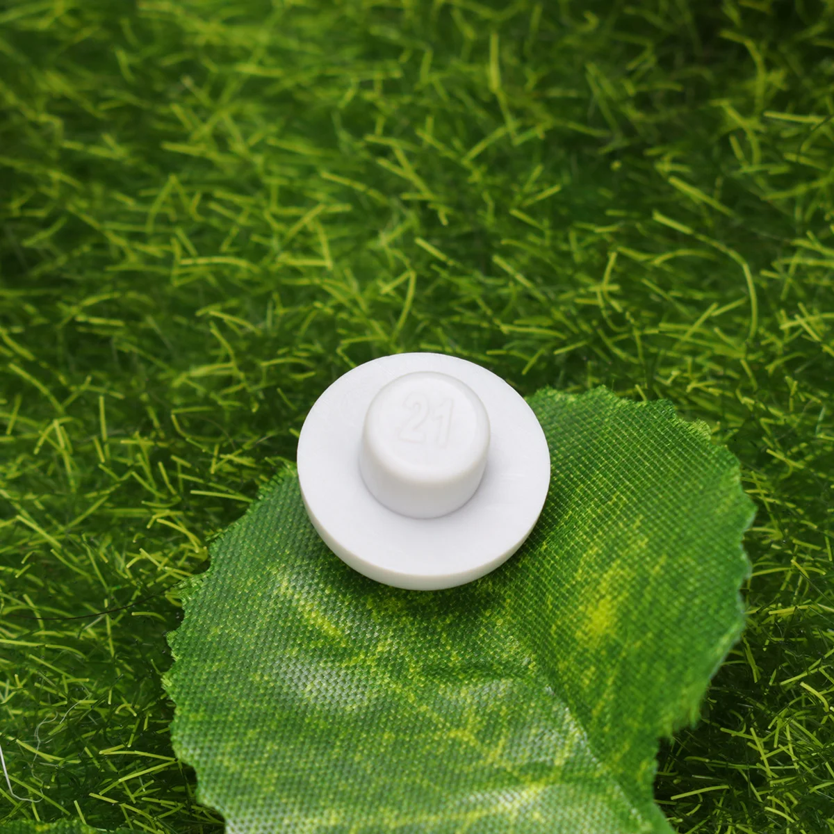 

2Pcs Durable Toilet Seat Cover Bumper Easy Install Buffering Protection Cushioning Pad Antislip Gasket Grey Toilet Seat Lifter