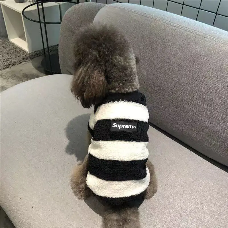 Super Hoodies Dogs Clothing Black White Pet Dog Clothes Cat Thick Warm Kawaii Letter Costume Autumn Winter Casual Accessories