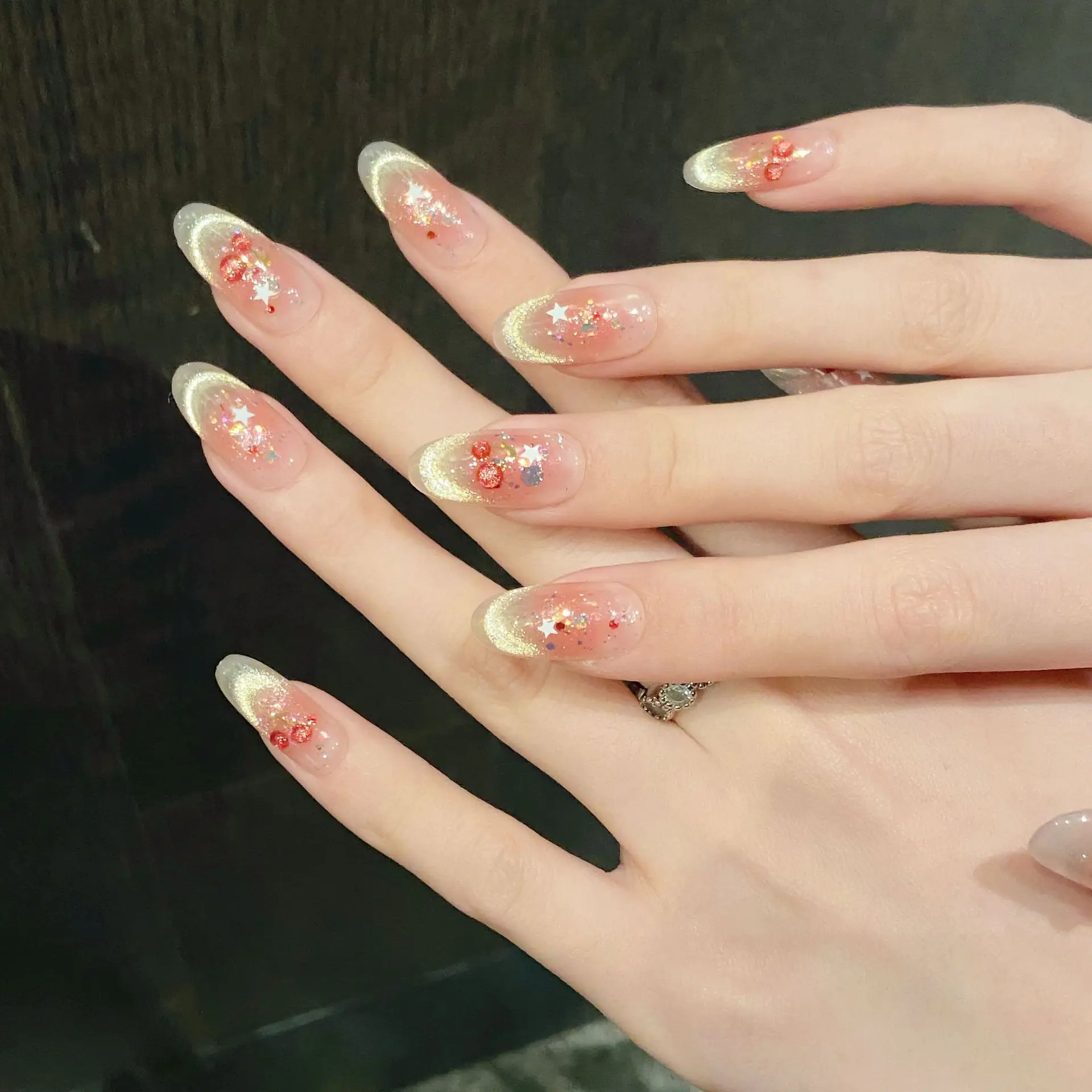 10 stks Zoete Kers Druk Op Nagels Voor Vrouwen Meisjes Glanzende Glimlach Cat's Eye Y2k Ster Handgemaakte Nep Nagels Zachte Blush Valse Nagel