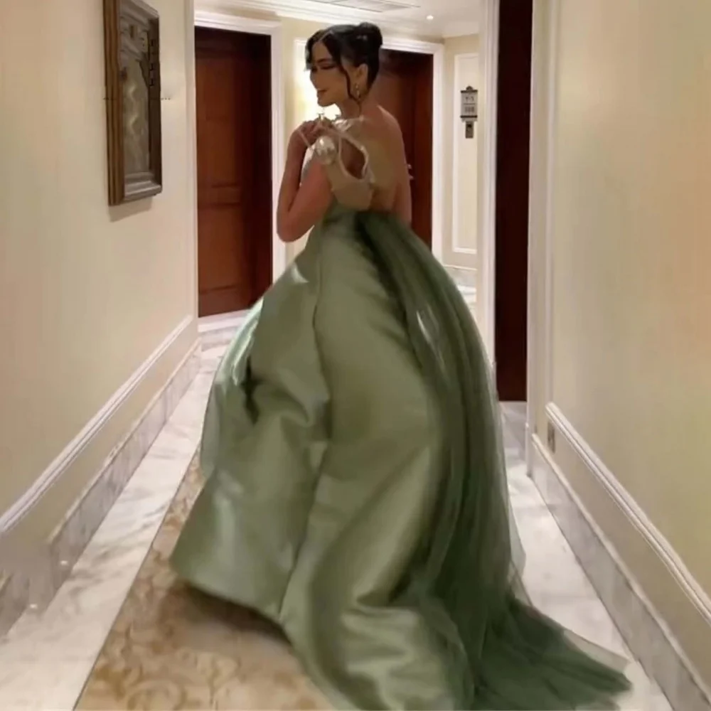 맞춤 제작된 고급스러운 A라인 이브닝 드레스, 매력적인 스퀘어넥 프롬 드레스, 우아한 러플 파티 가운, 고급스러운 이브닝 드레스 2025