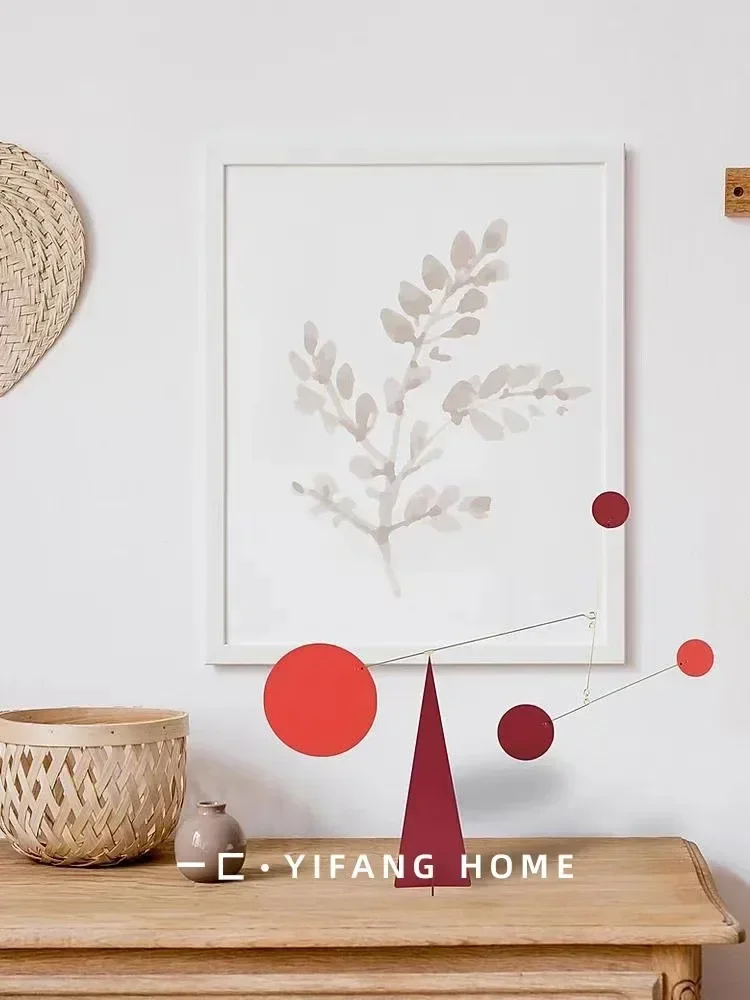 التوازن الحديث البسيط الحلي الهندسية الديناميكية Morandi المفروشات المعدنية الناعمة ديكور فني منزلي