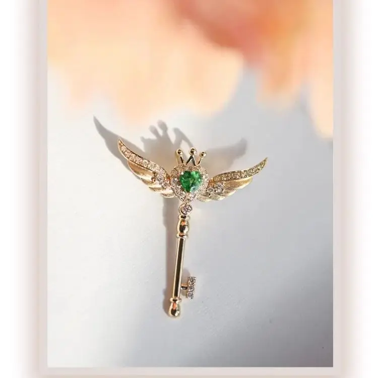 18K Gold Natural Green Gemstone Diamonds Pendant Angel Wings Key Love  Choker Chain Fashion Women's Versatile Summer Necklace