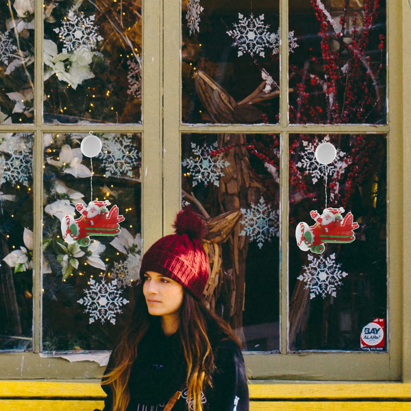 

1Pcs Christmas Santa Sucker Lamp Window Light Decor Safe Odorless Festive Decoration Window Hanging Lamp